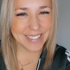 Meet your Posher, Melanie